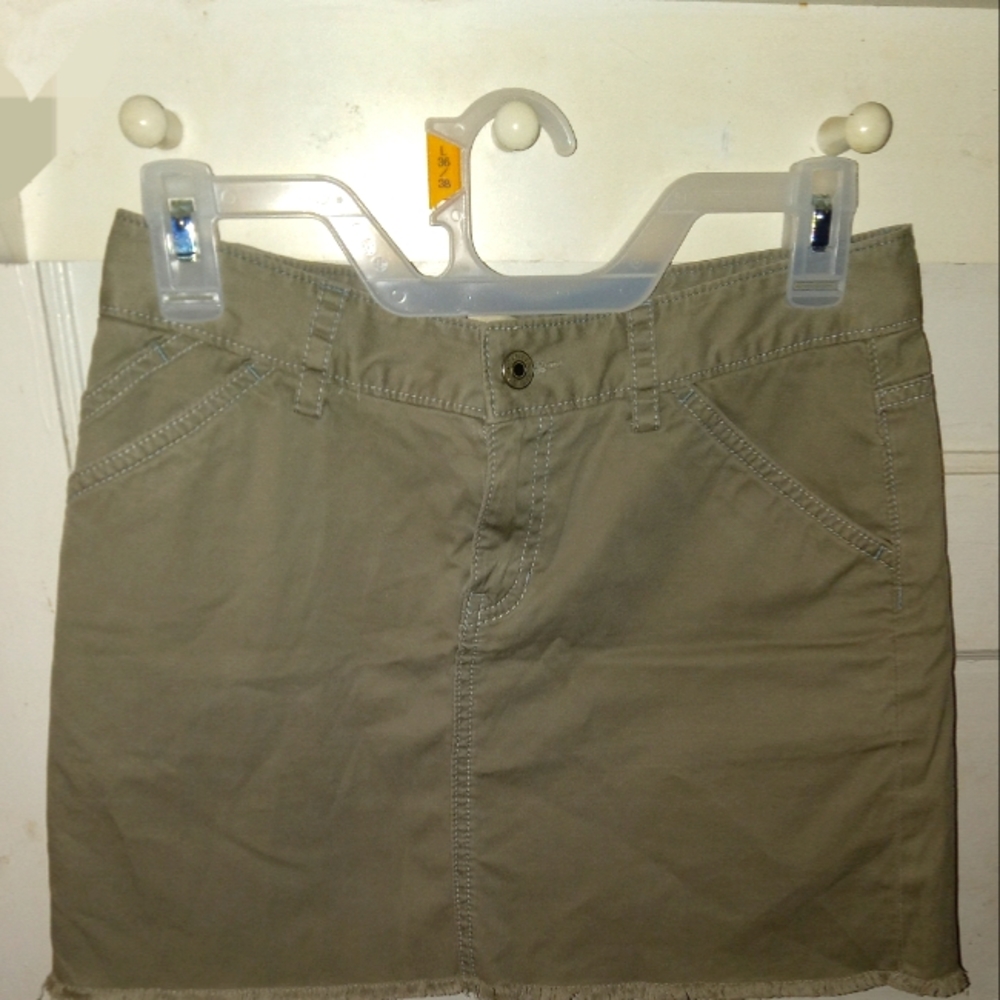 FLASH SALE!!!!Super Cute Gap Skirt